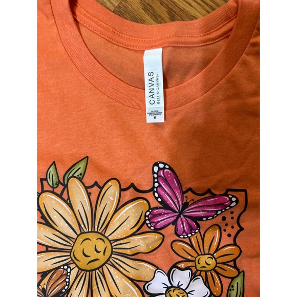 Canvas Bella Women's Spring Vibes Floral Butterfly‎ Graphic T-Shirt, Size M - Picture 2 of 2